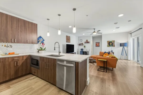 $2,770 | 2213 Poquito Street, Unit 317, Austin, TX 78722