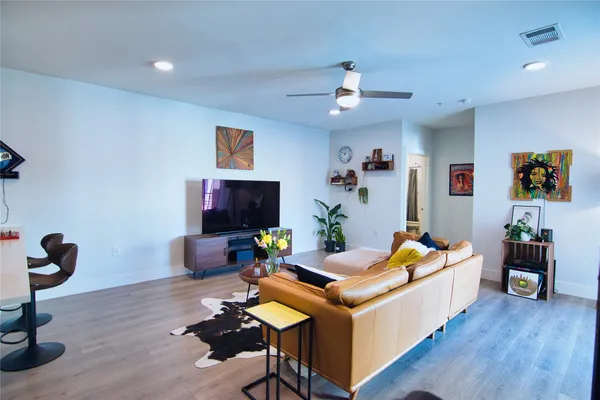 $2,770 | 2213 Poquito Street, Unit 317, Austin, TX 78722