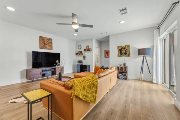 $2,770 | 2213 Poquito Street, Unit 317, Austin, TX 78722