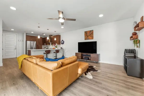 $2,770 | 2213 Poquito Street, Unit 317, Austin, TX 78722