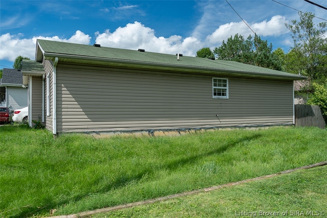 1234 Slate Run Road New Albany, IN 47150 - Photo 4 of 27 Gallery Image 4