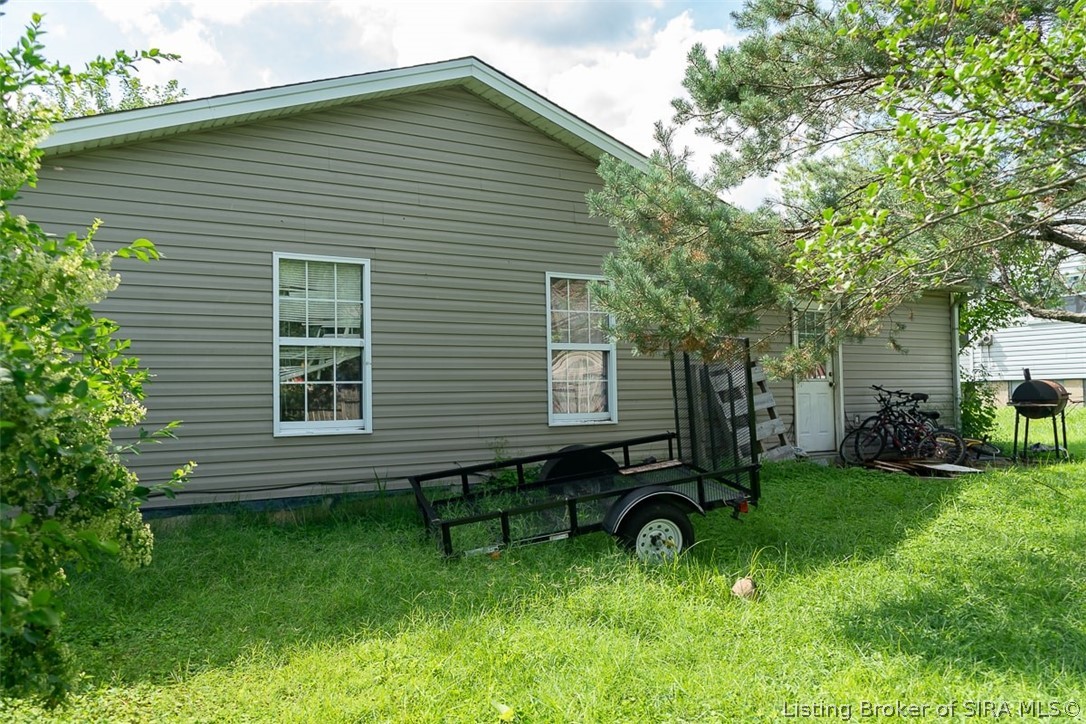 1234 Slate Run Road New Albany, IN 47150 - Photo 8 of 27 Gallery Image 8
