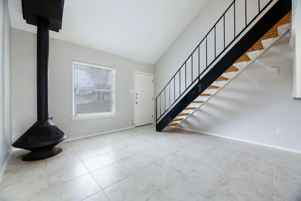 a view of entryway and hall