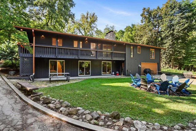 $850,000 | W3552 Wildwood Drive, Geneva, WI 53147