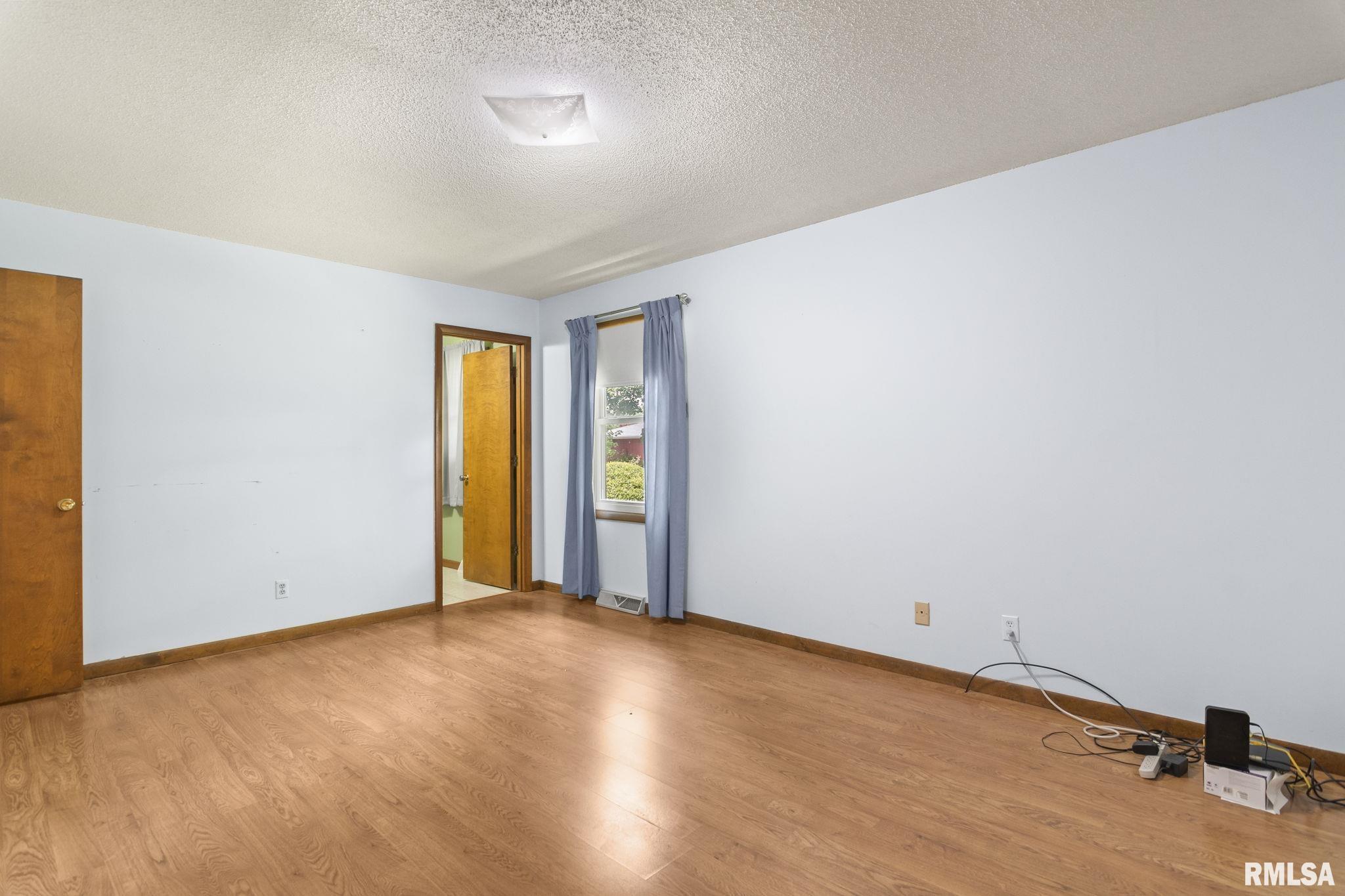 2541 Huntleigh Road Springfield, IL 62704 - Photo 22 of 37