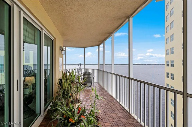 $440,000 | 2745 First Street, Unit 1306, Fort Myers, FL 33916