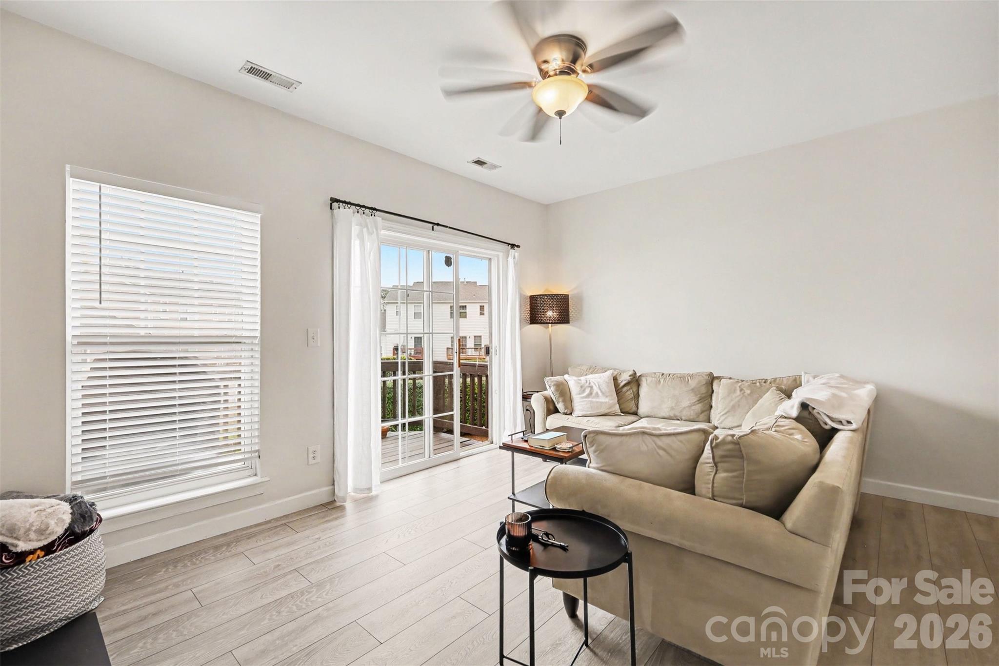 2729 Avalon Loop Road Charlotte, NC 28269 - Photo 9 of 26 Gallery Image 9