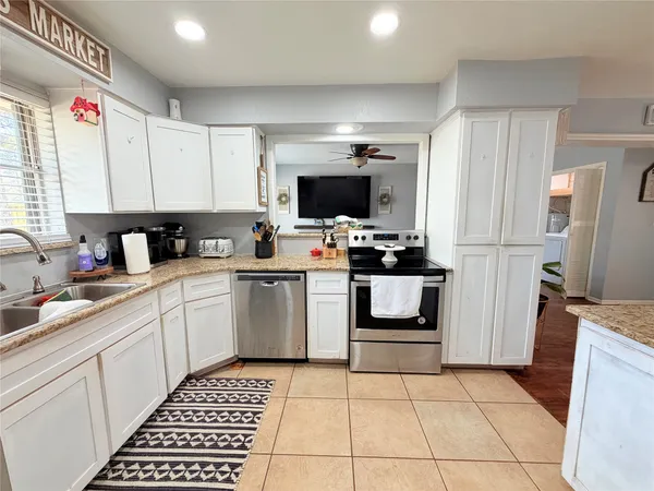 $1,650 | 14790 Cypress Drive, Conroe, TX 77302