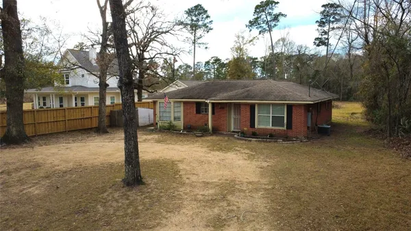 $1,650 | 14790 Cypress Drive, Conroe, TX 77302
