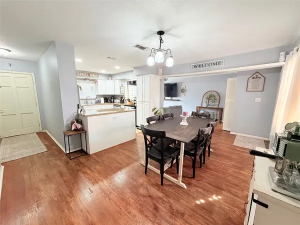 $1,650 | 14790 Cypress Drive, Conroe, TX 77302