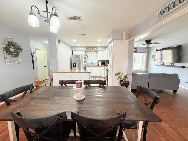 $1,650 | 14790 Cypress Drive, Conroe, TX 77302