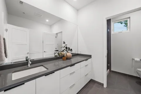 $1,625,000 | 5001 Shoal Creek Boulevard, Austin, TX 78756