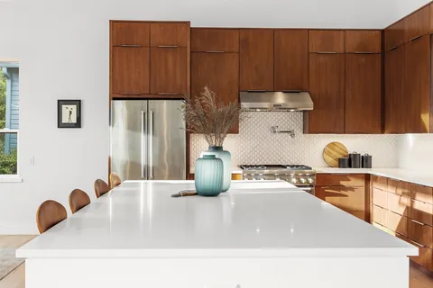 $1,625,000 | 5001 Shoal Creek Boulevard, Austin, TX 78756