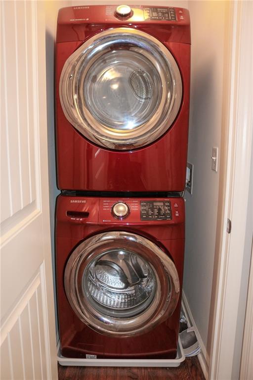 2305 Vistamont Drive Decatur, GA 30033 - Photo 22 of 28 a close up view of washer and dryer
