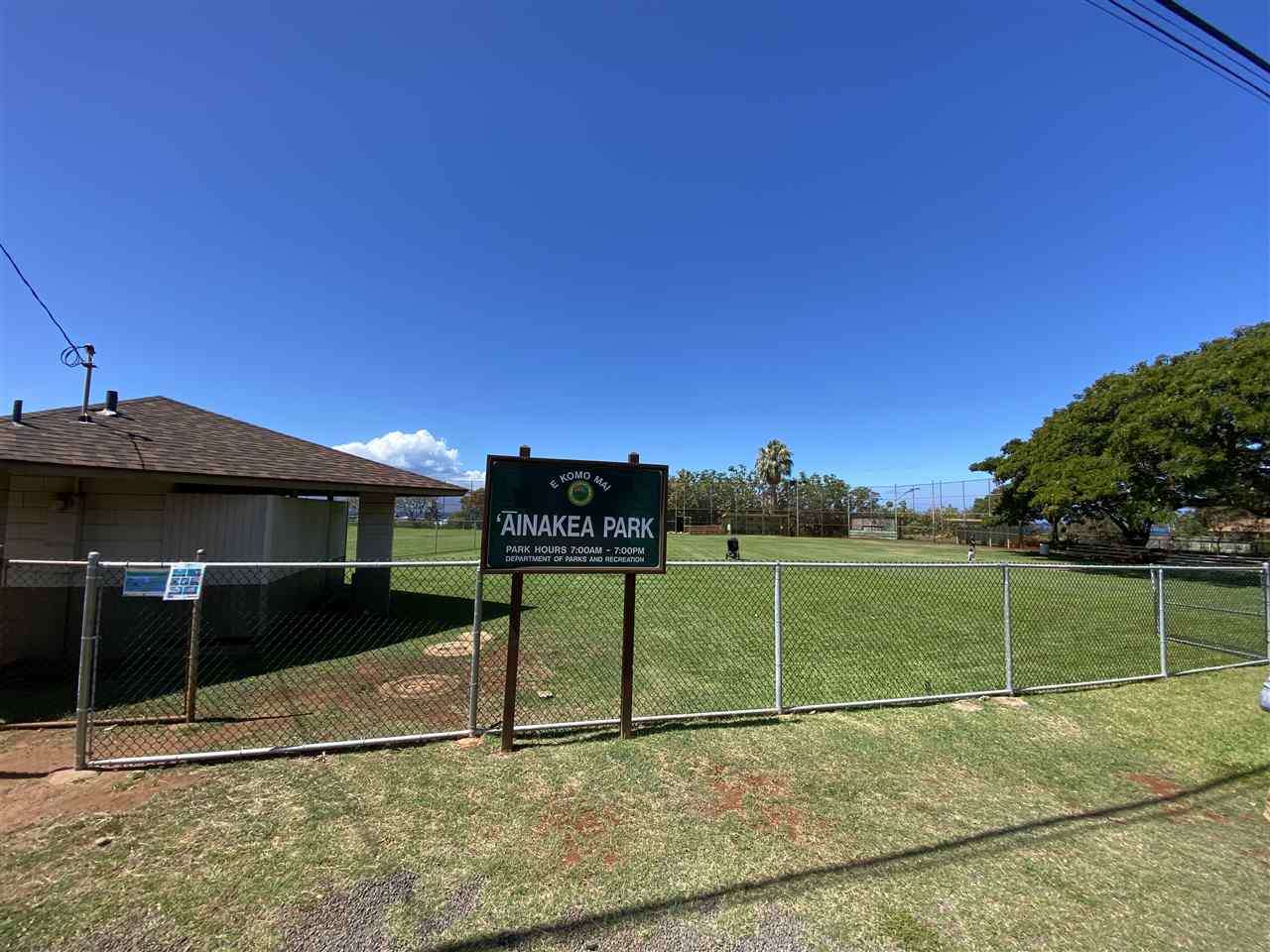 1570 Ainakea Road Lahaina, HI 96761 - Photo 2 of 2 a view of a backyard
