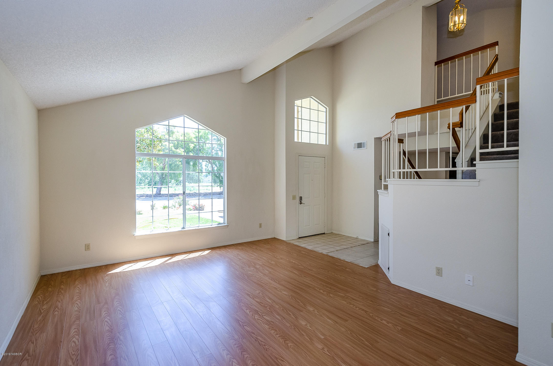 1521 Riverside Drive Lompoc, CA 93436 - Photo 3 of 27 Living room with view