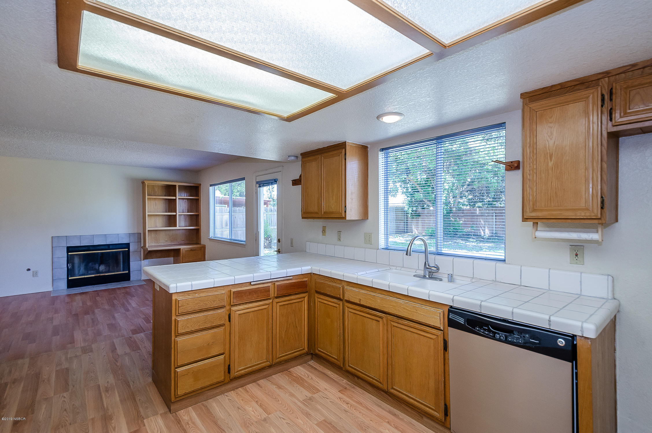 1521 Riverside Drive Lompoc, CA 93436 - Photo 9 of 27 kitchen 4