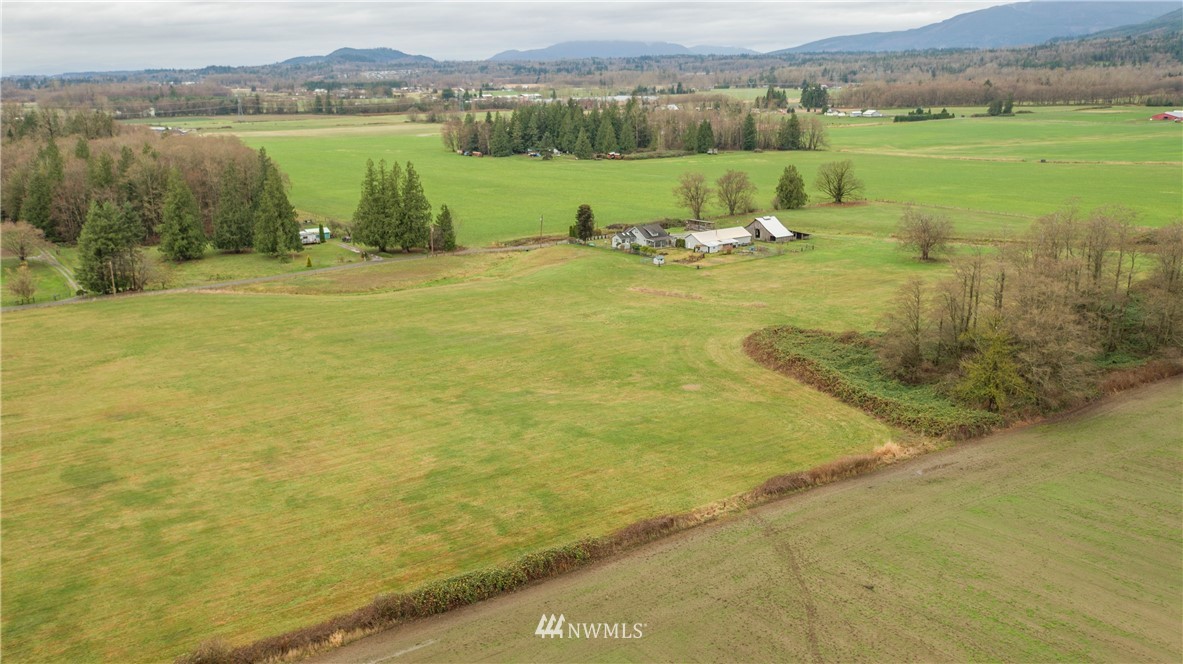 9459 Bergsted Road Sedro-Woolley, WA 98284 - Photo 6 of 23 Gallery Image 6