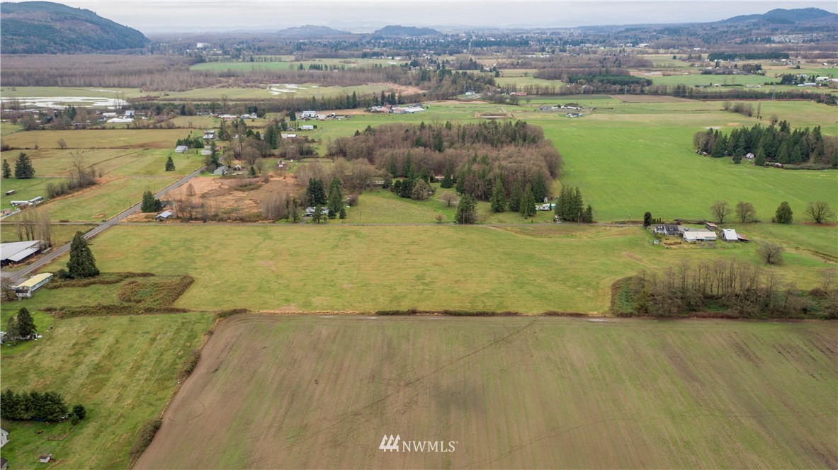 9459 Bergsted Road Sedro-Woolley, WA 98284 - Photo 7 of 23 Gallery Image 7