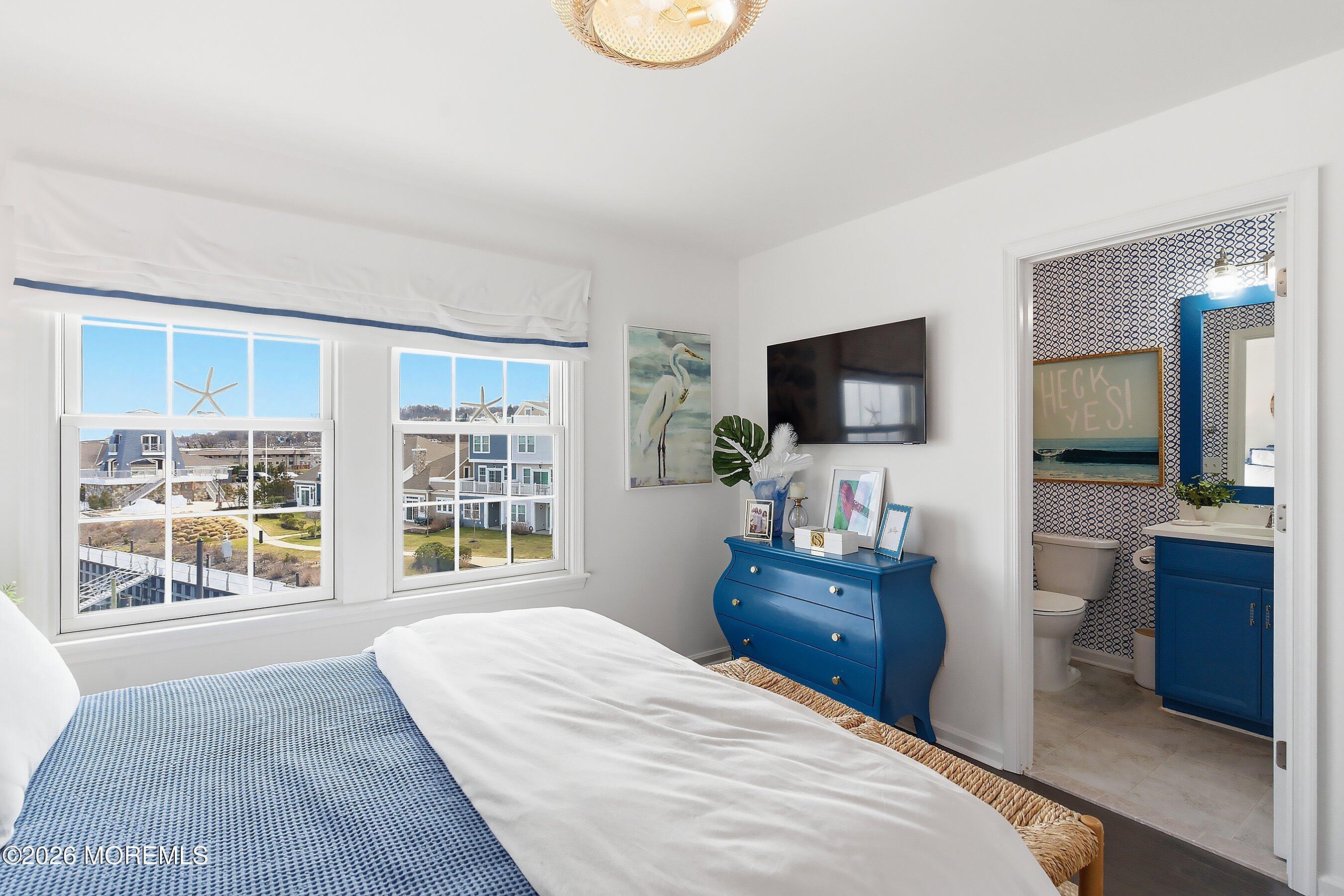 14 Lighthouse Point Road, Unit 604 Highlands, NJ 07732 - Photo 25 of 41 Waterviews & En-suite Bath