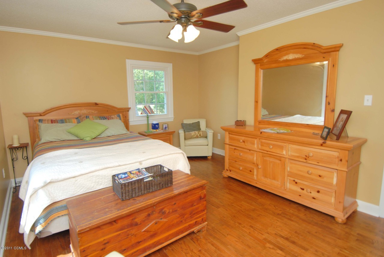 772 West Firetower Road Swansboro, NC 28584 - Photo 13 of 25 Master bedroom