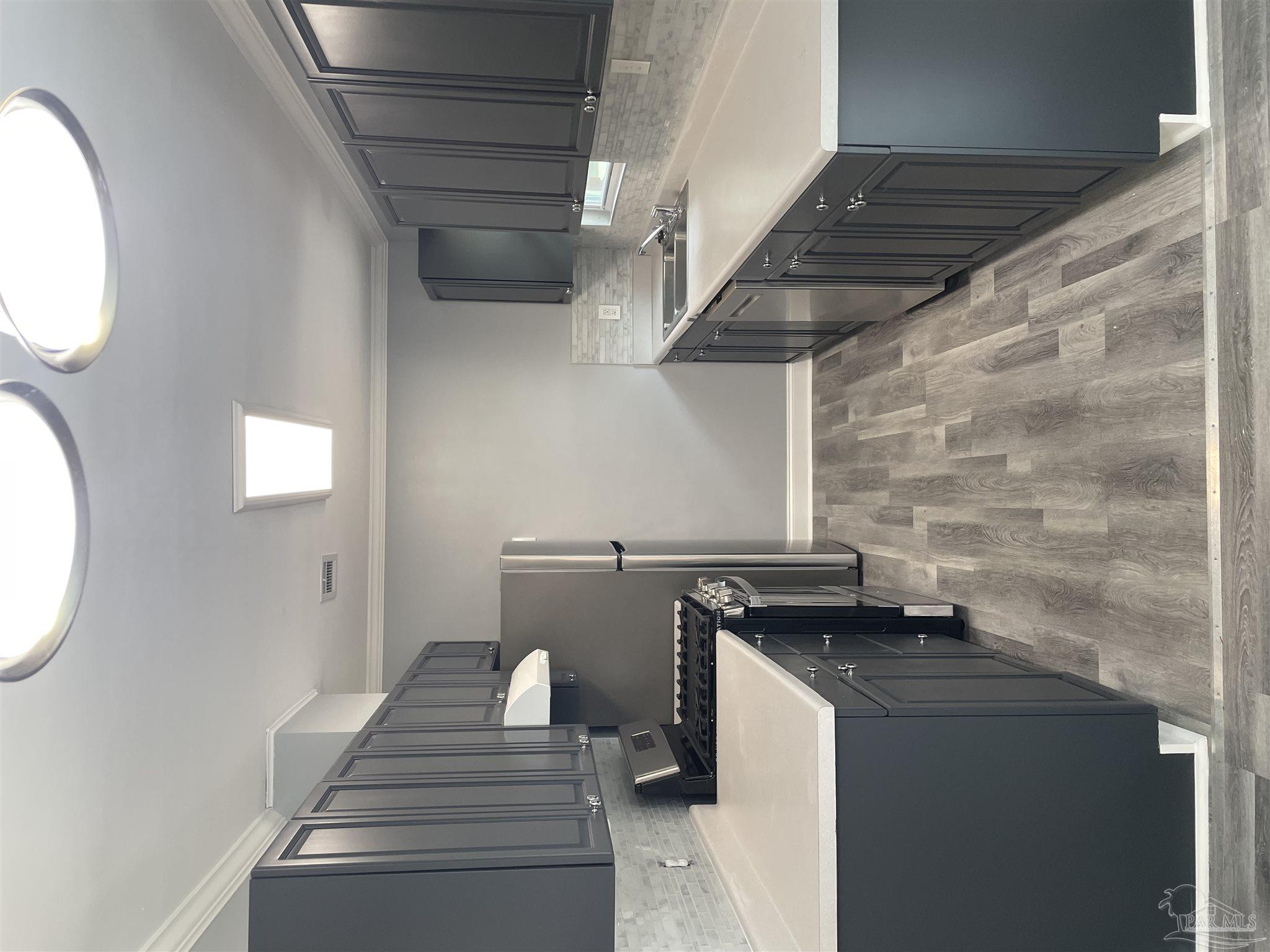 1620 East Burgess Road Pensacola, FL 32504 - Photo 12 of 26