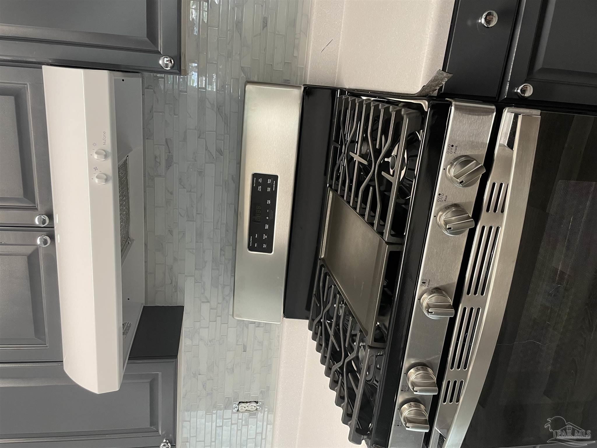 1620 East Burgess Road Pensacola, FL 32504 - Photo 13 of 26