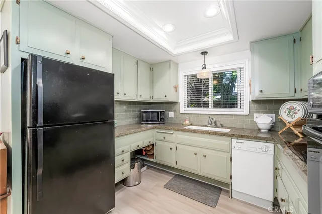 $299,999 | 77 Calle Aragon, Unit C, Laguna Woods, CA 92637