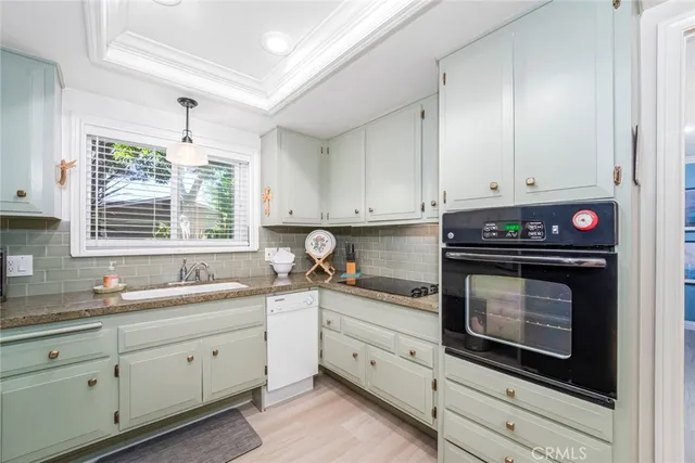 $299,999 | 77 Calle Aragon, Unit C, Laguna Woods, CA 92637