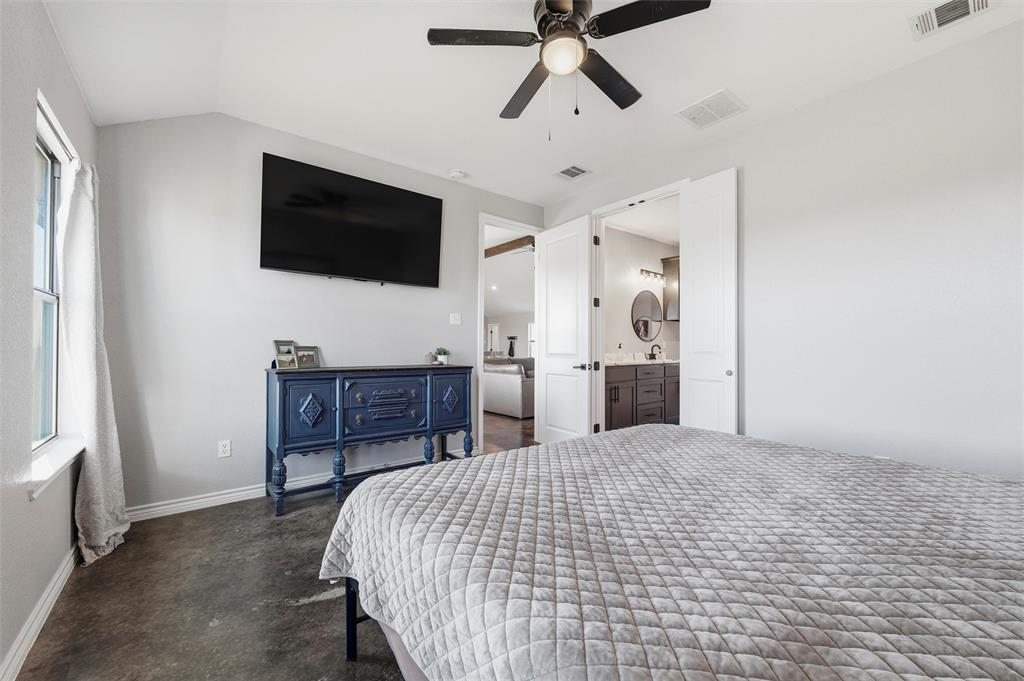 861-2 Richland Bnd Road Milford, TX 76670 - Photo 17 of 38