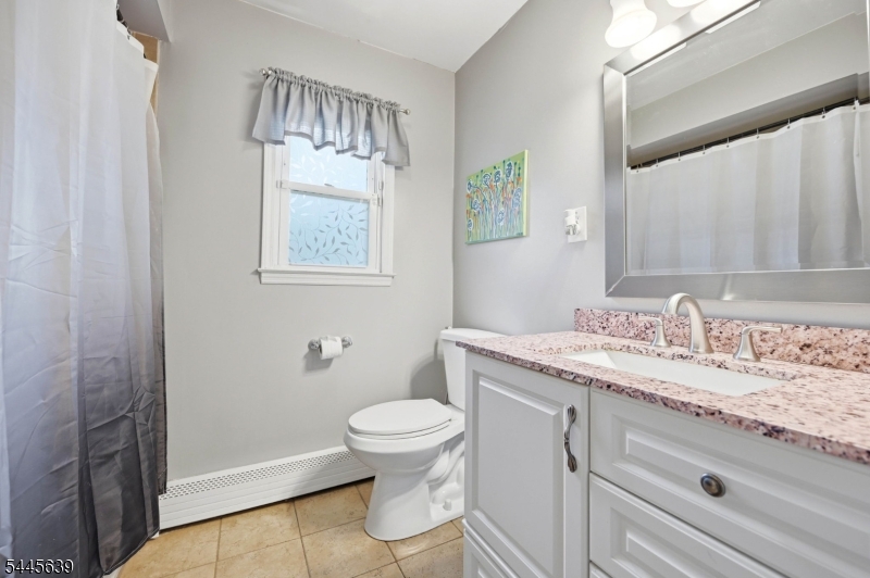 3 Seneca Trail Oak Ridge, NJ 07438 - Photo 10 of 20