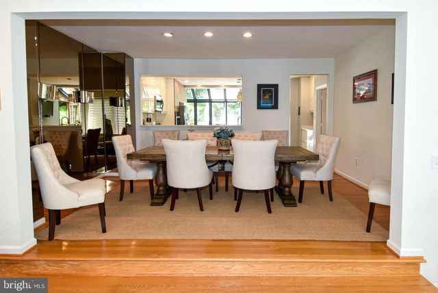 $1,400,000 | 6114 Goldtree Way, Bethesda, MD 20817