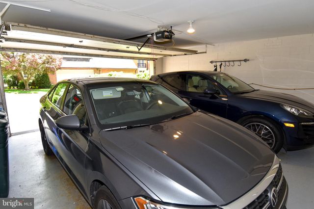 $1,400,000 | 6114 Goldtree Way, Bethesda, MD 20817