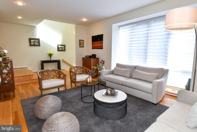 $1,400,000 | 6114 Goldtree Way, Bethesda, MD 20817