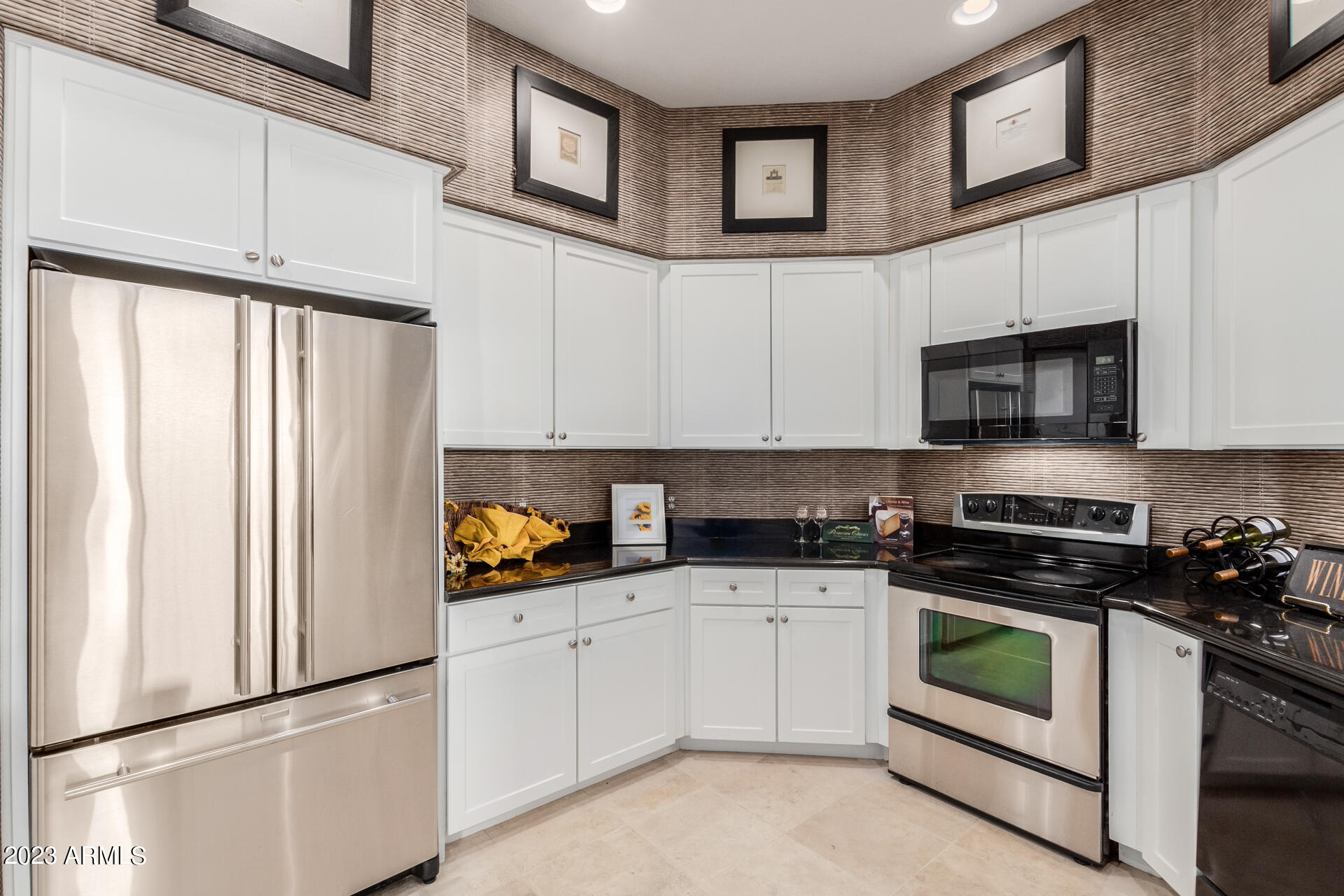 2989 North 44th Street, Unit 3006 Phoenix, AZ 85018 - Photo 20 of 51 Kitchen