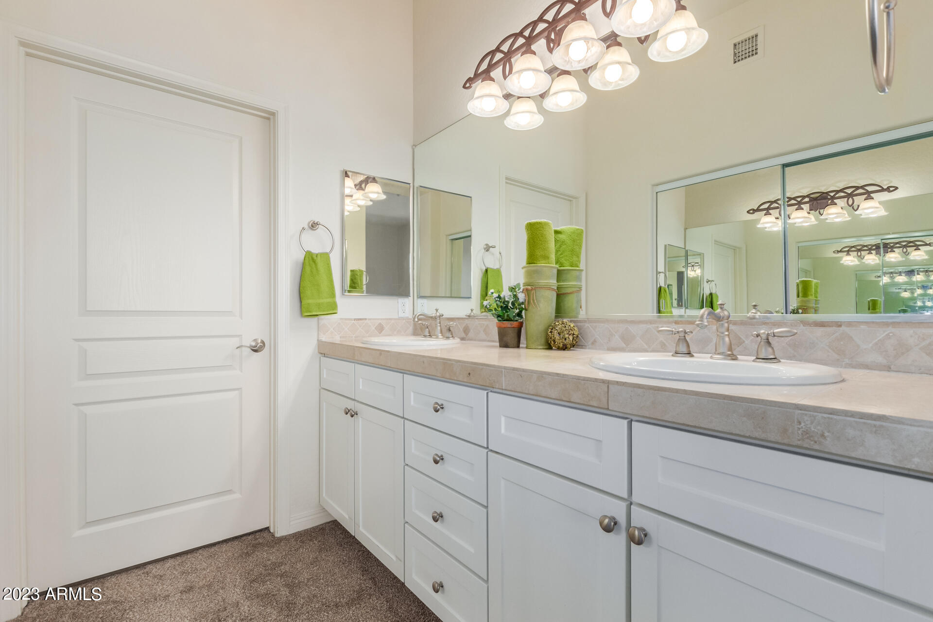 2989 North 44th Street, Unit 3006 Phoenix, AZ 85018 - Photo 35 of 51 2nd Primary Bath