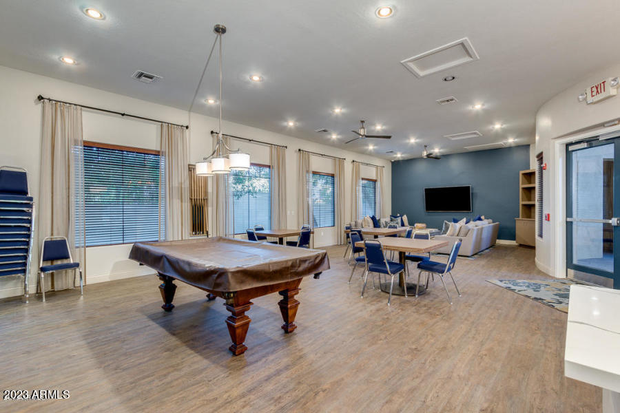 2989 North 44th Street, Unit 3006 Phoenix, AZ 85018 - Photo 43 of 51 Full clubhouse
