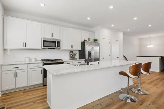 $459,000 | 2867 Lexington Place North, Roseville, MN 55113