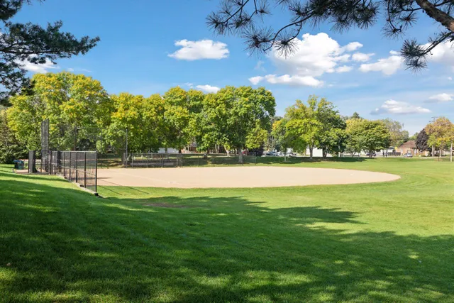 $459,000 | 2867 Lexington Place North, Roseville, MN 55113