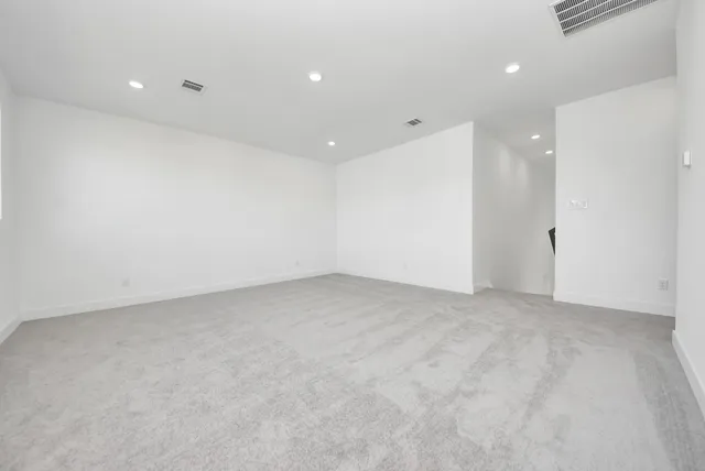 $3,800 | 31046 Vintage Crk Lane, Fulshear, TX 77441