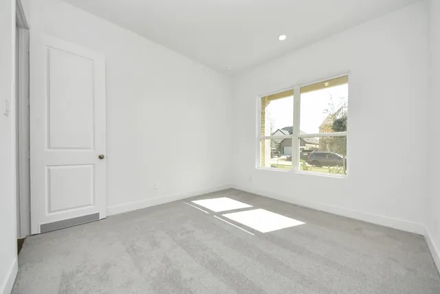 $3,800 | 31046 Vintage Crk Lane, Fulshear, TX 77441