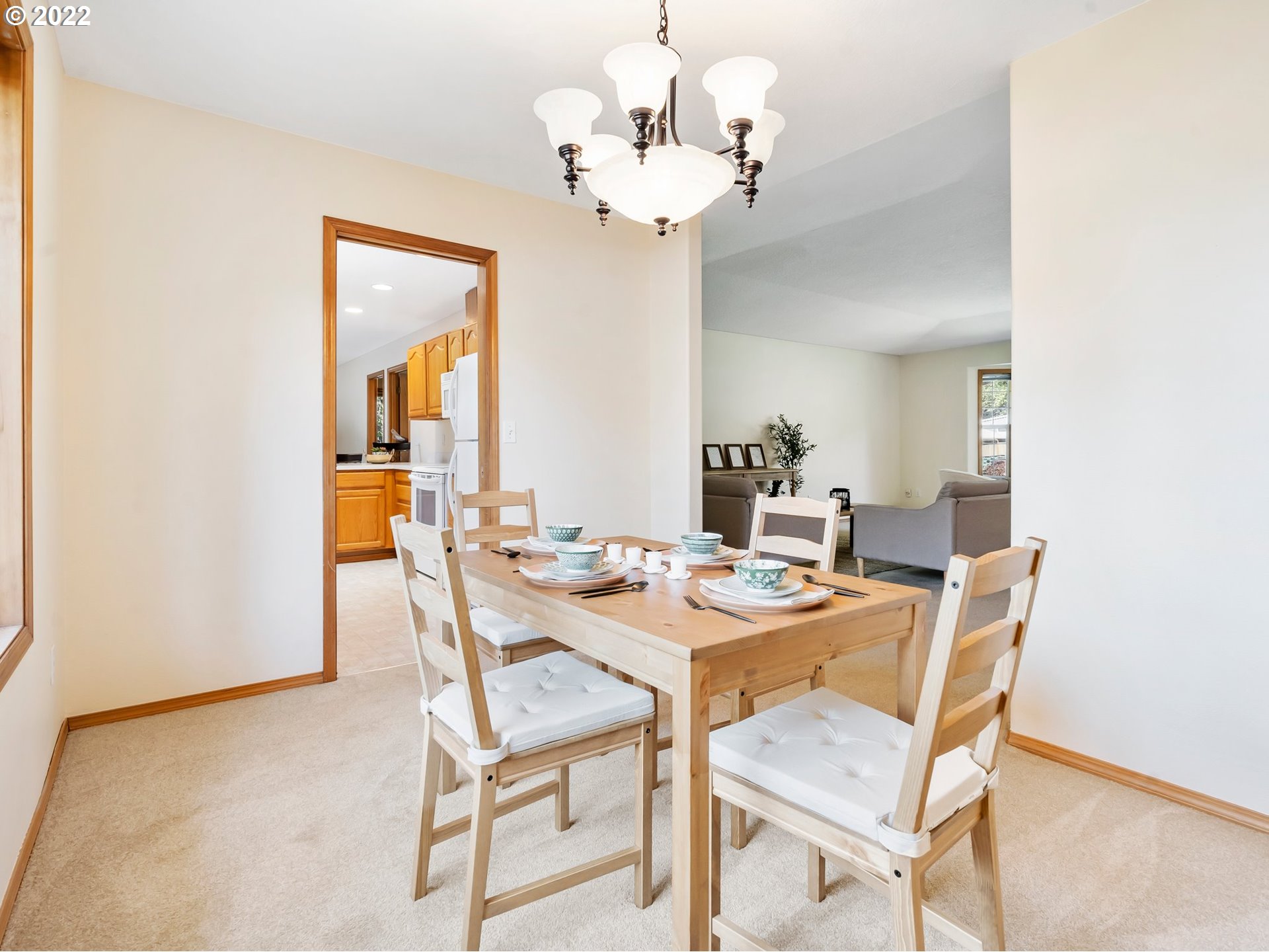 6610 Southwest Alfred Street Portland, OR 97223 - Photo 8 of 32 Gallery Image 8