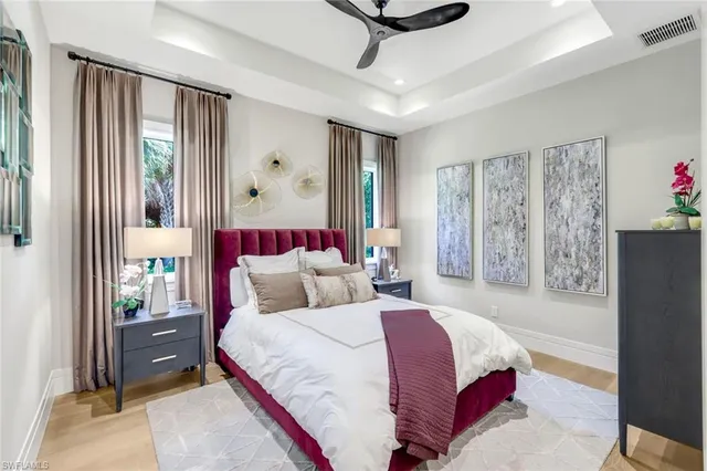 $7,094,000 | 112 Hickory Road, Naples, FL 34108