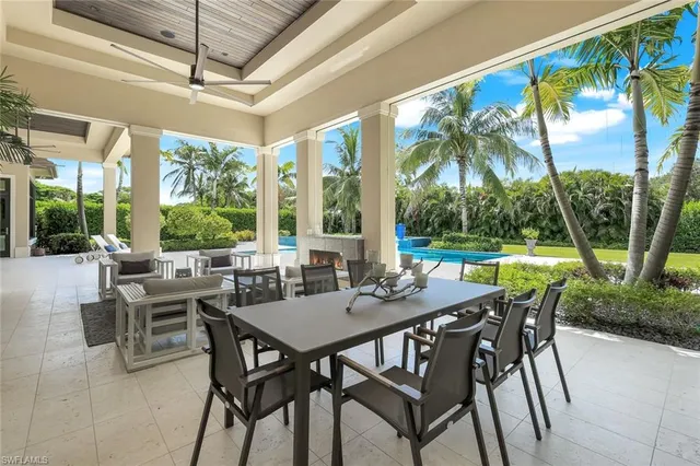 $7,094,000 | 112 Hickory Road, Naples, FL 34108