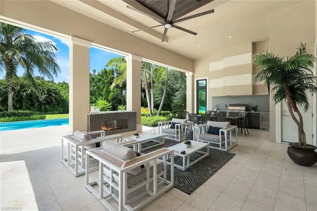 $7,094,000 | 112 Hickory Road, Naples, FL 34108