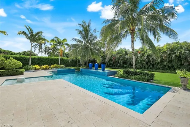 $7,094,000 | 112 Hickory Road, Naples, FL 34108
