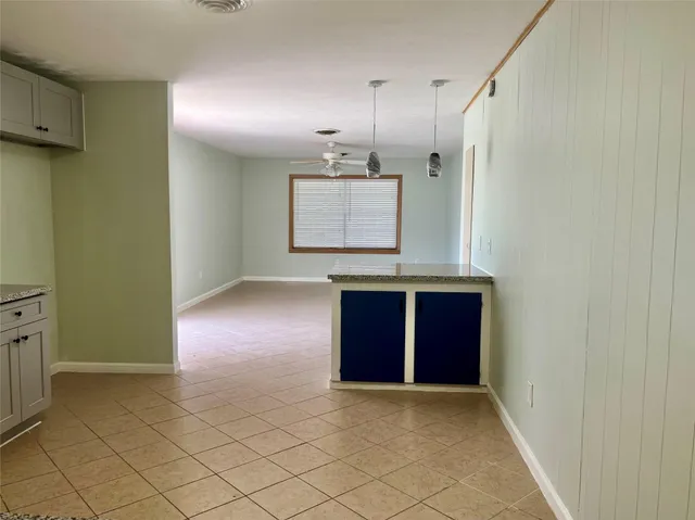 $1,800 | 2005 2nd Street North, Texas City, TX 77590