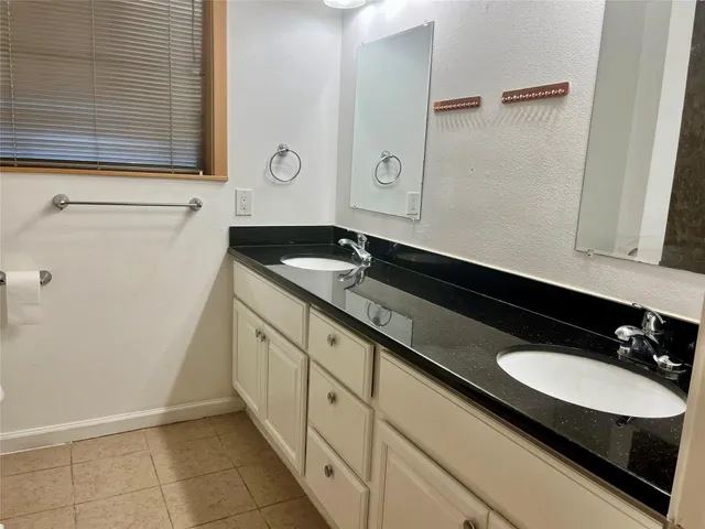 $1,800 | 2005 2nd Street North, Texas City, TX 77590