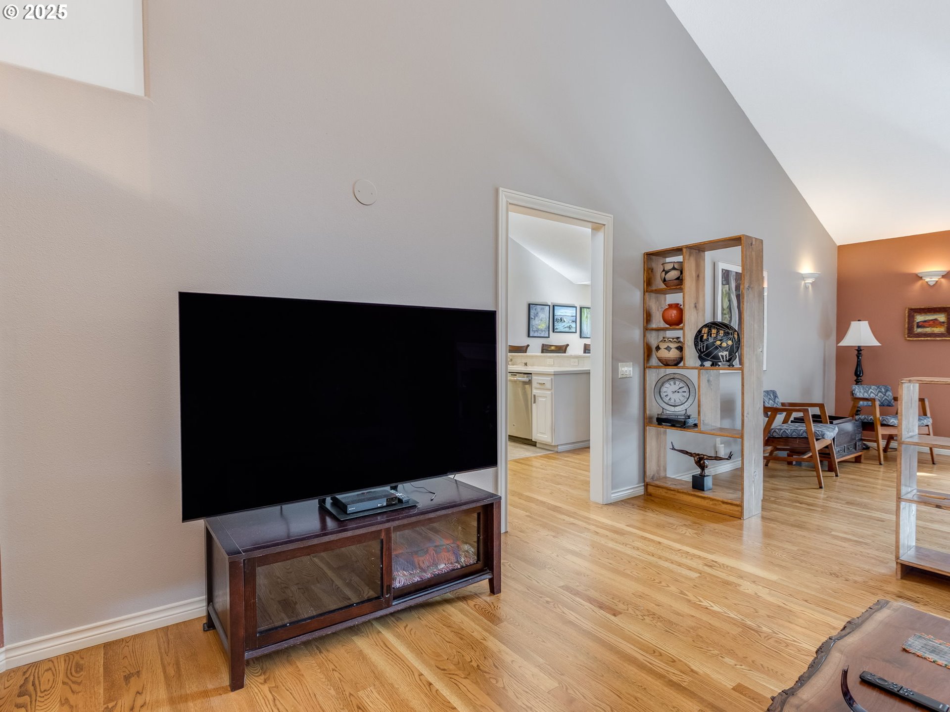 1126 Goose Creek Road Woodburn, OR 97071 - Photo 4 of 43 Gallery Image 4