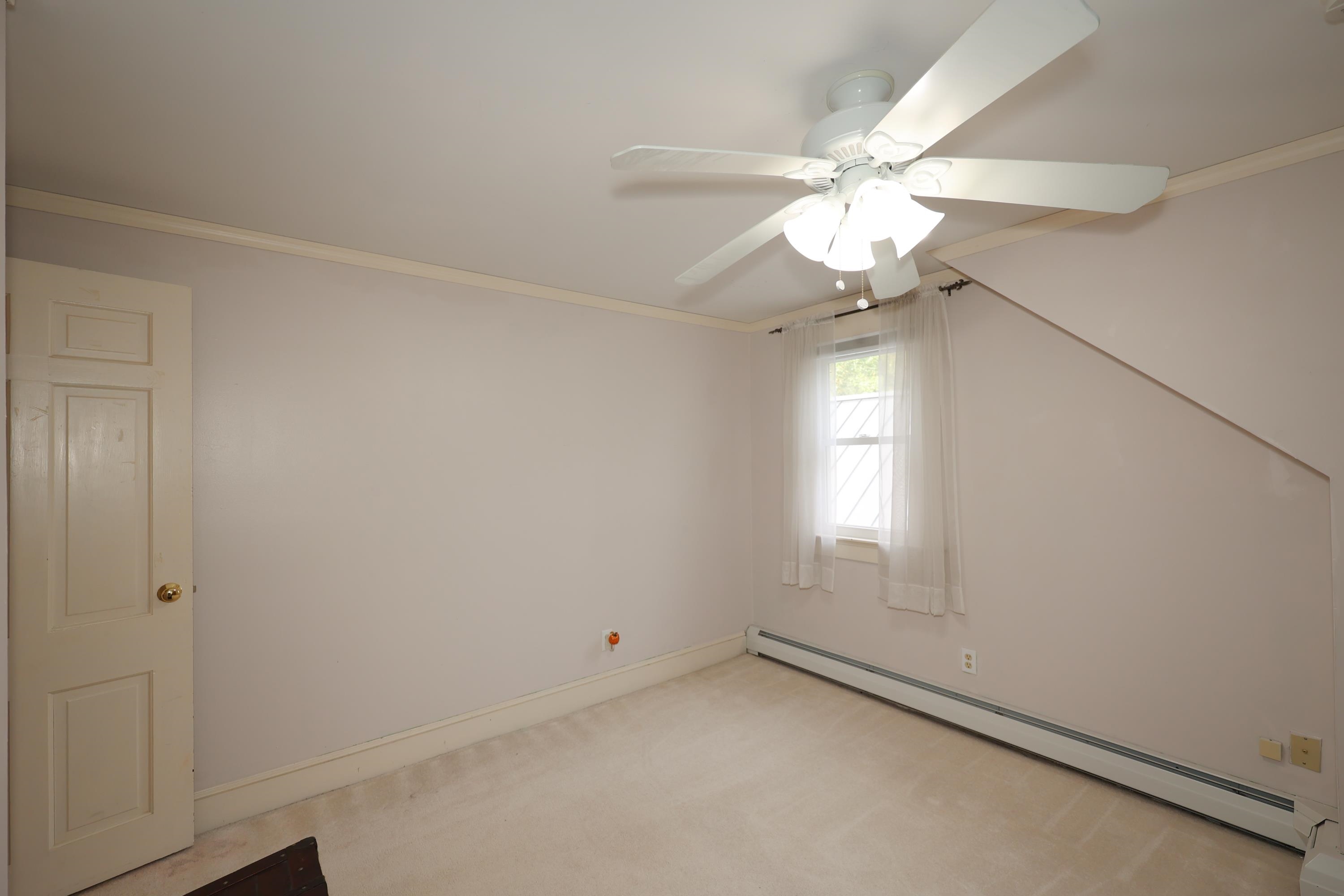 44 Stowell Road Bedford, NH 03110 - Photo 22 of 38